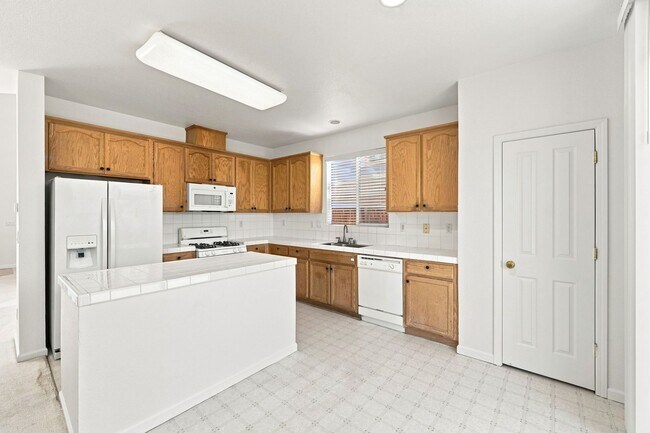 Building Photo - 5486 Benttree Way