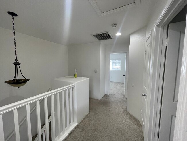 Hallway - 91-1031 Kaipalaoa St