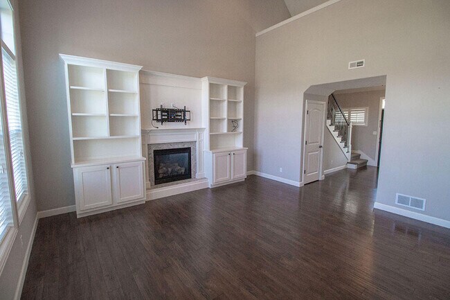Building Photo - 7407 Pemberton Dr