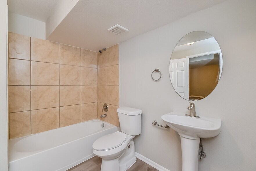 Building Photo - 5476 Stetson Meadows Dr