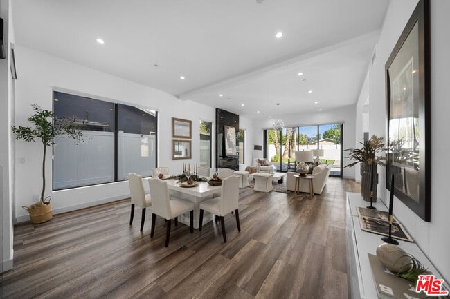 Building Photo - 5812 Willis Ave