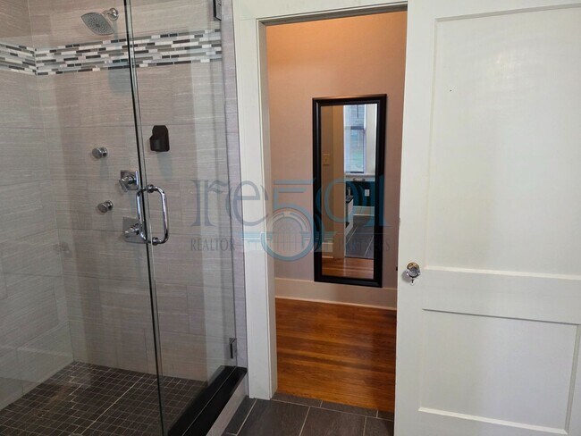 Building Photo - Charming 3BR Home in the Heart of Historic Argenta
