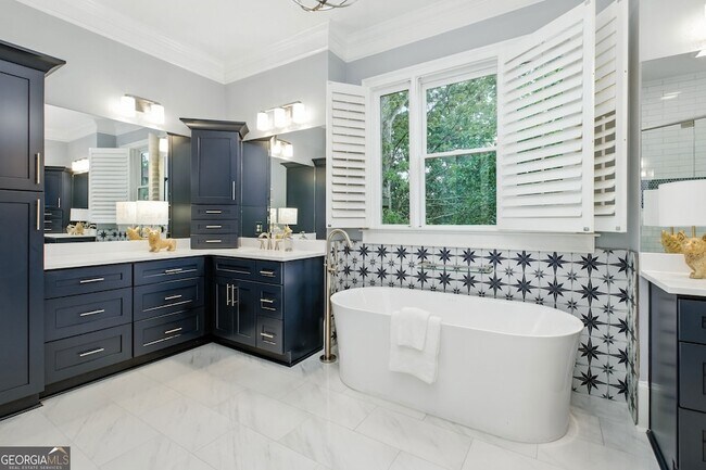 Building Photo - 6225 Random Winds Bluff