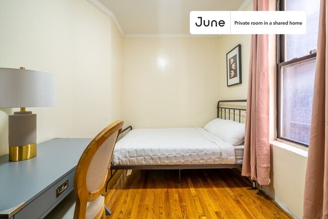 Primary Photo - Private bedroom in 3 bed/1 bath Home