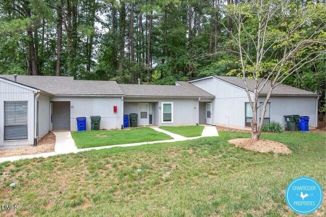 Building Photo - 2 Creekside Cir