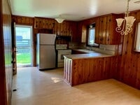 Building Photo - Adorable Washington Park Cottage!