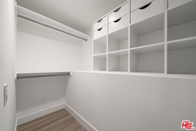 Building Photo - 6821 E Ocean Blvd