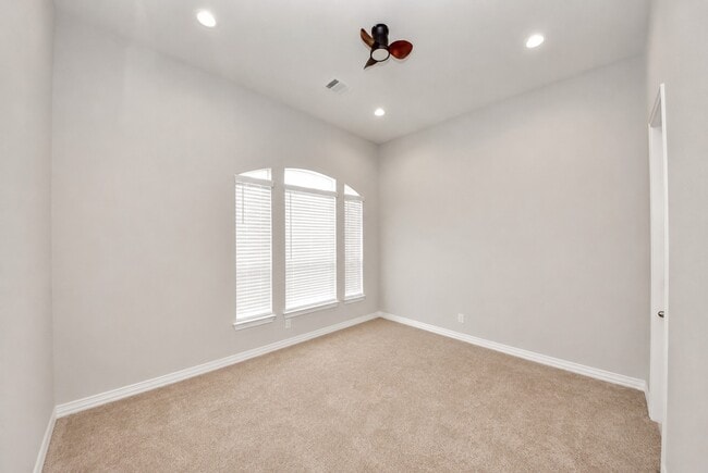 Building Photo - 24003 Cannon Anello Ct