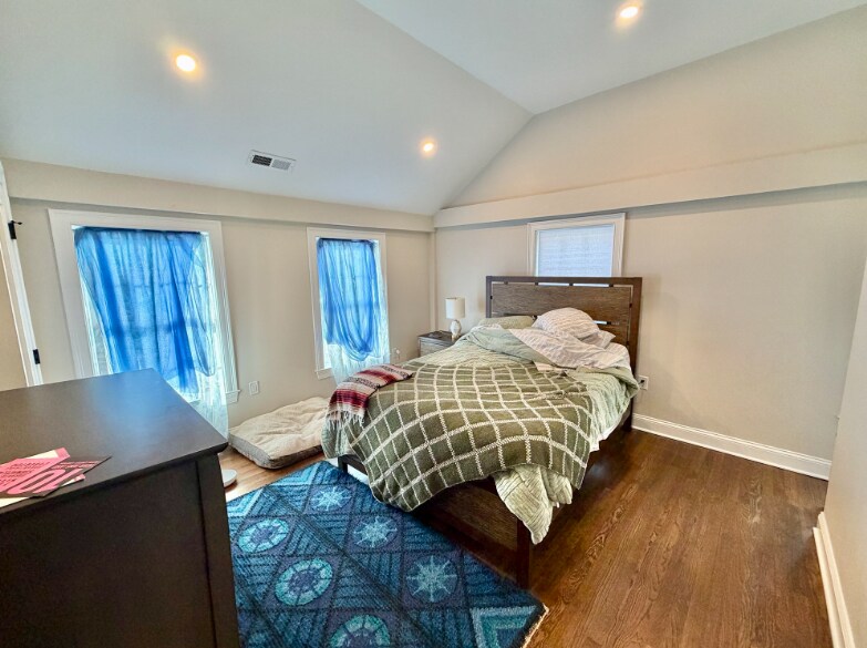 Building Photo - 48 Springs Rd