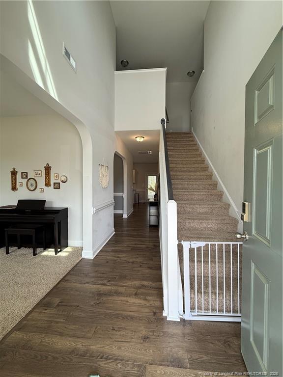 Building Photo - 195 Kensington Dr