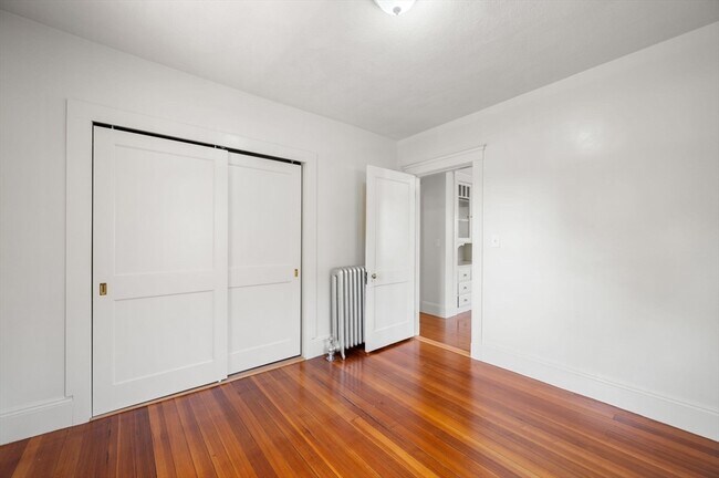 Building Photo - 62-64 Flett Rd