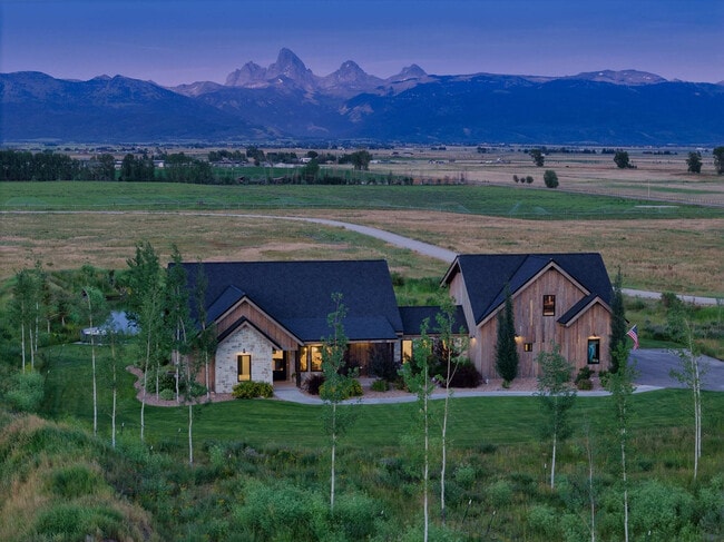 Building Photo - 4742 Heads Up Rd