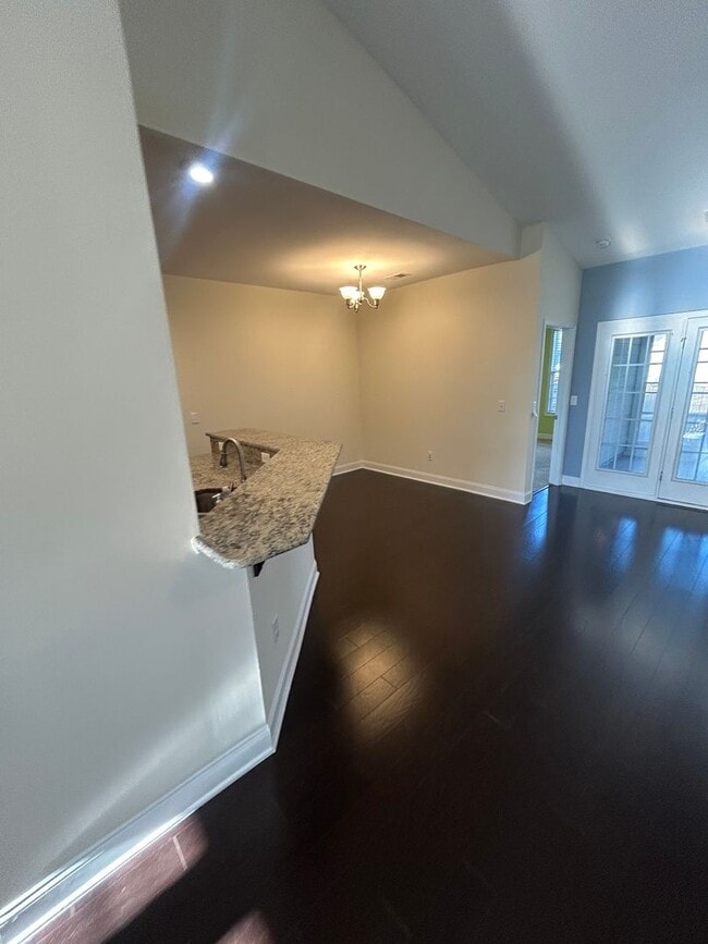 Building Photo - 1189 Parish Way