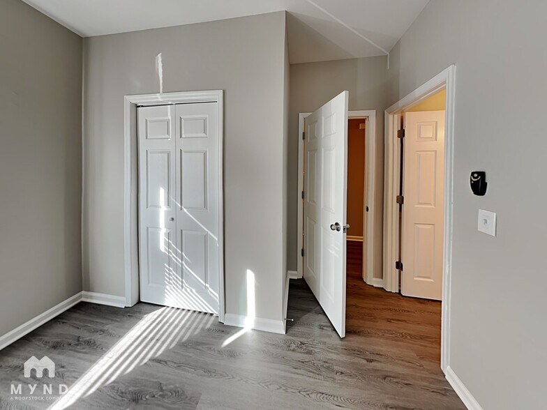 Building Photo - 3268 Priest Woods Dr