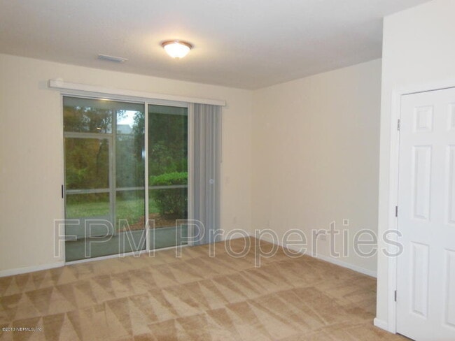 Building Photo - 3504 Summerlin Ln N