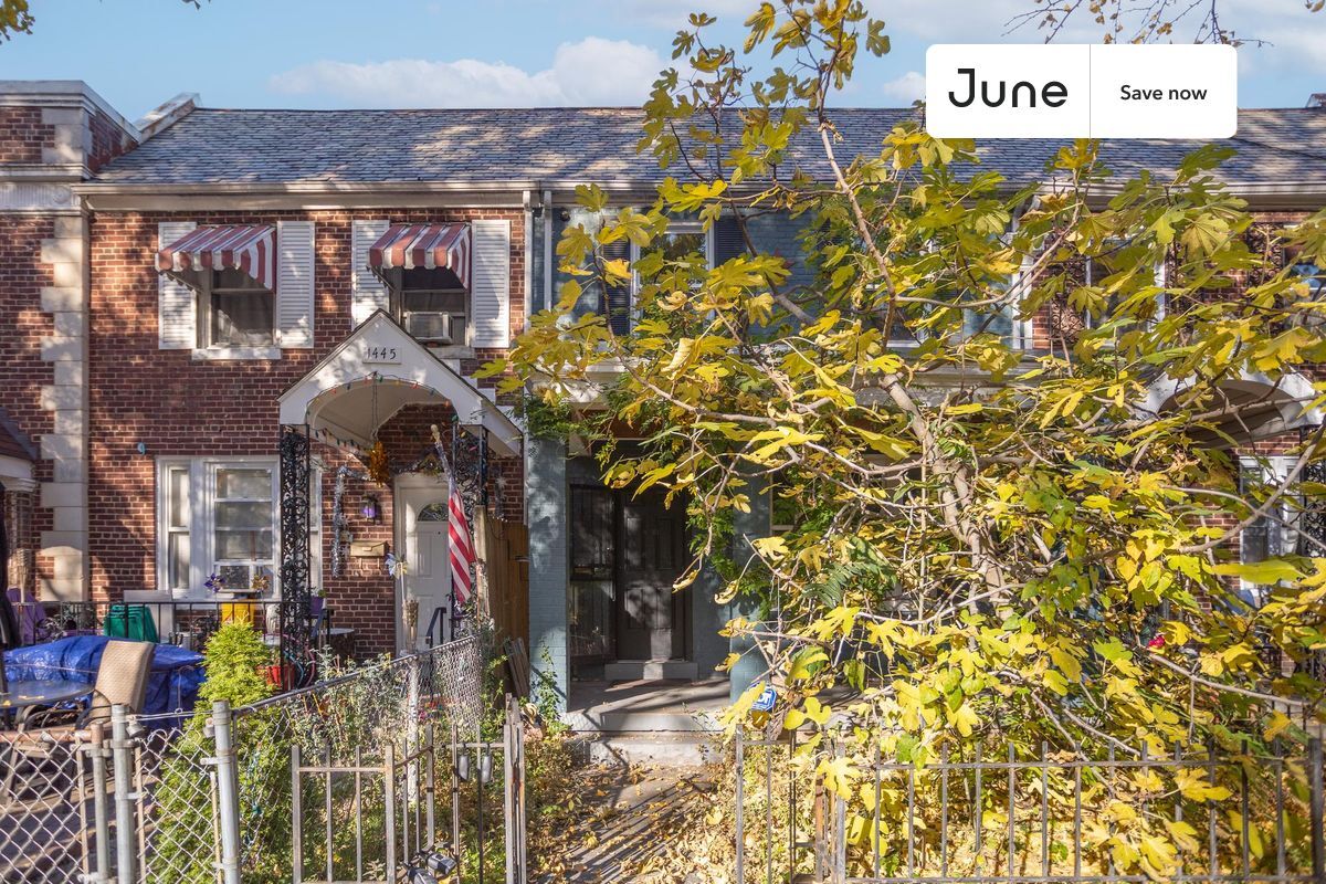 Building Photo - 1443 Parkwood Pl NW