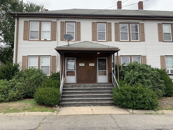 Building Photo - 62 Cutter St