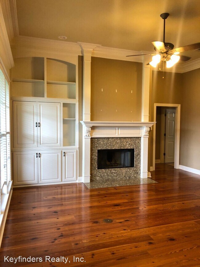 Building Photo - 4 br, 3 bath House - 8556 Glenfield Drive