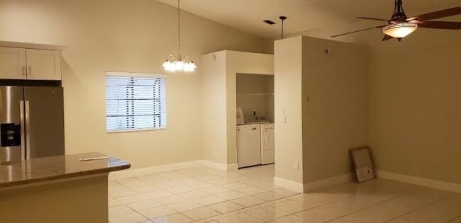 Building Photo - 9555 NW 25th Ct