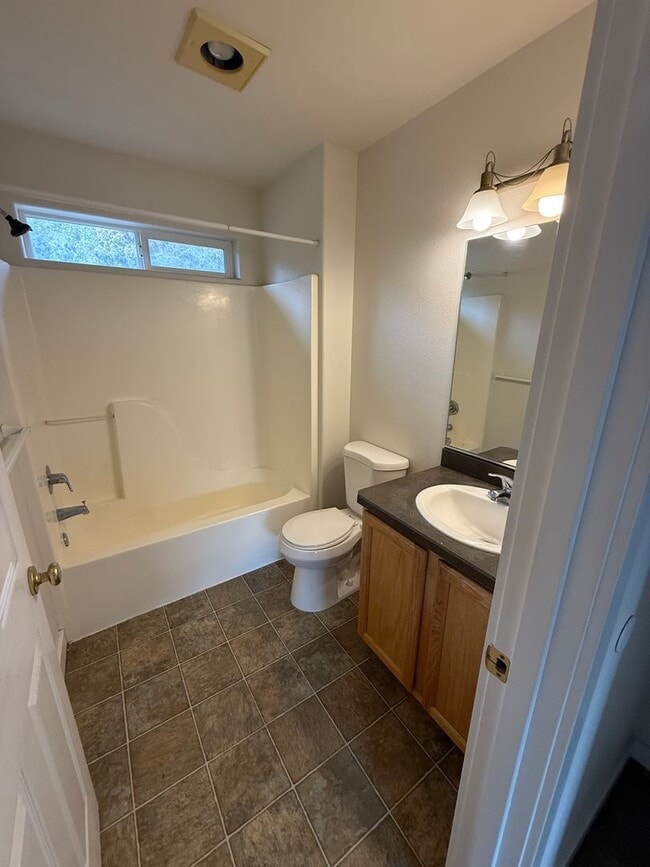 Building Photo - lot178