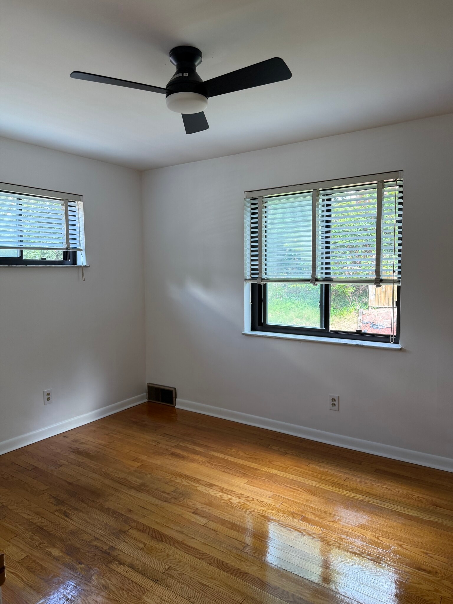 Building Photo - 4222 Century Ln
