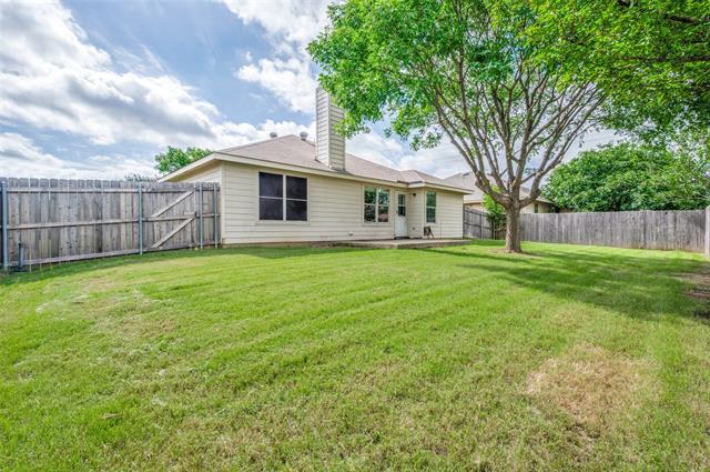 Building Photo - 3705 Hermalinda Dr