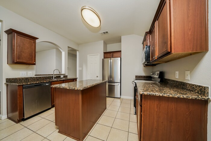 Building Photo - 3400 Spruce St