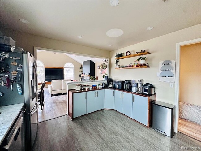 Building Photo - 28122 Carlton Way Dr