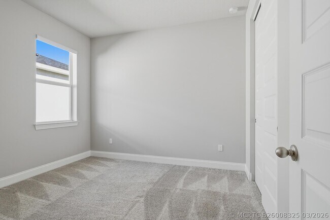 Building Photo - 8558 Dahlia Cir