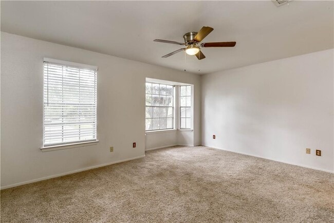 Building Photo - 4200 Everest Ln