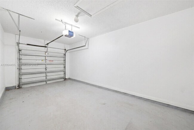 Building Photo - 2513 Coral Trace Pl