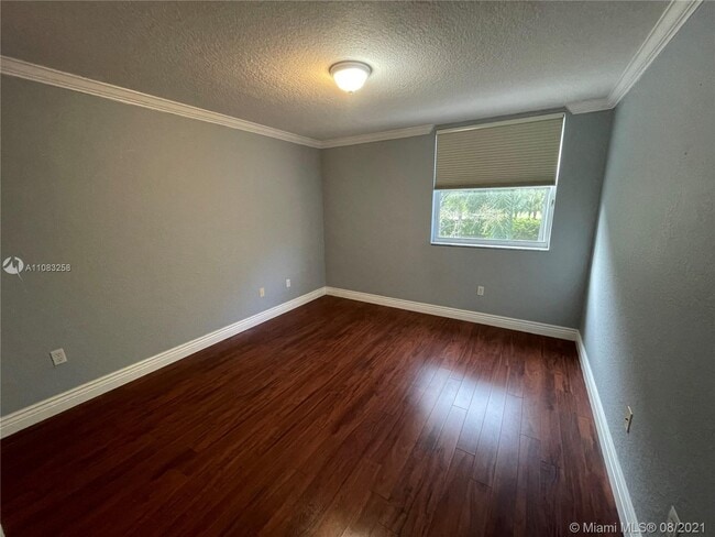 Building Photo - 16331 SW 49th Ct