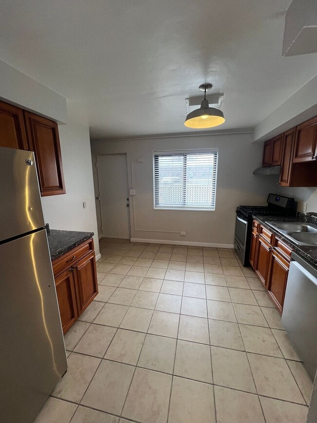 Building Photo - Lawrence of Arapahoe, LLC