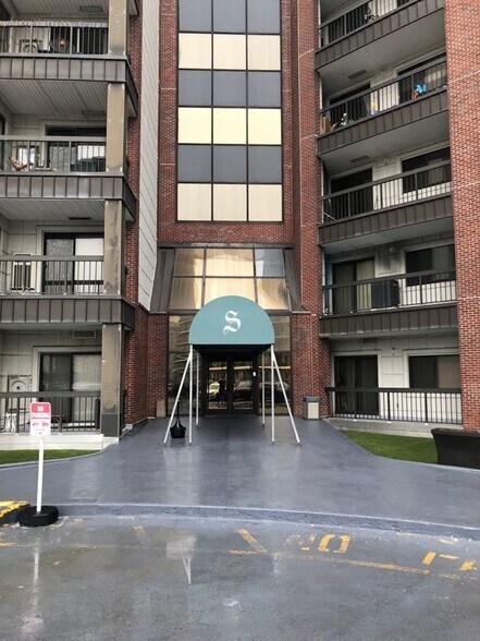 Building Photo - 90 Quincy Shore Dr