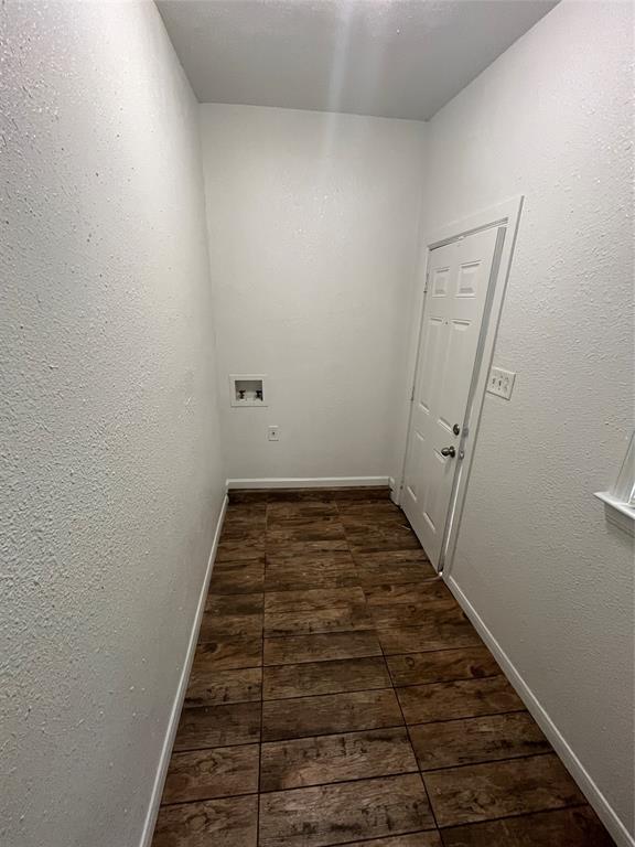 Building Photo - 8418 Grovecrest Dr