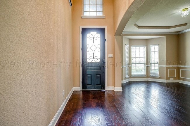 Building Photo - 2911 Pino-