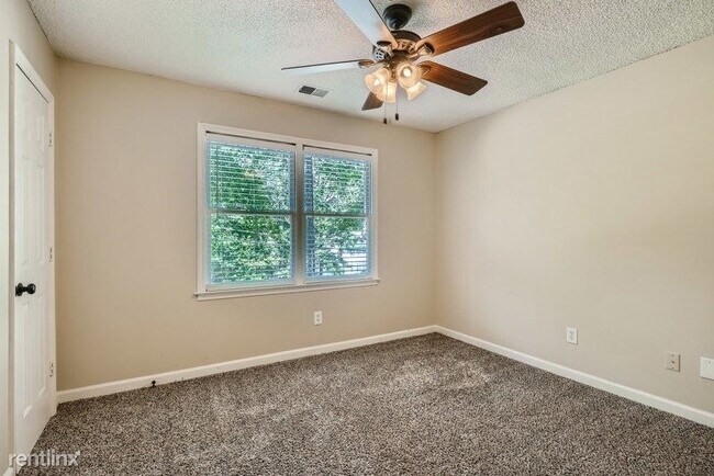 Building Photo - 4 br, 2.5 bath House - 4290 Steeplechase D...