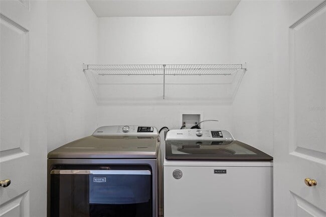 Building Photo - 4121 Key Thatch Dr