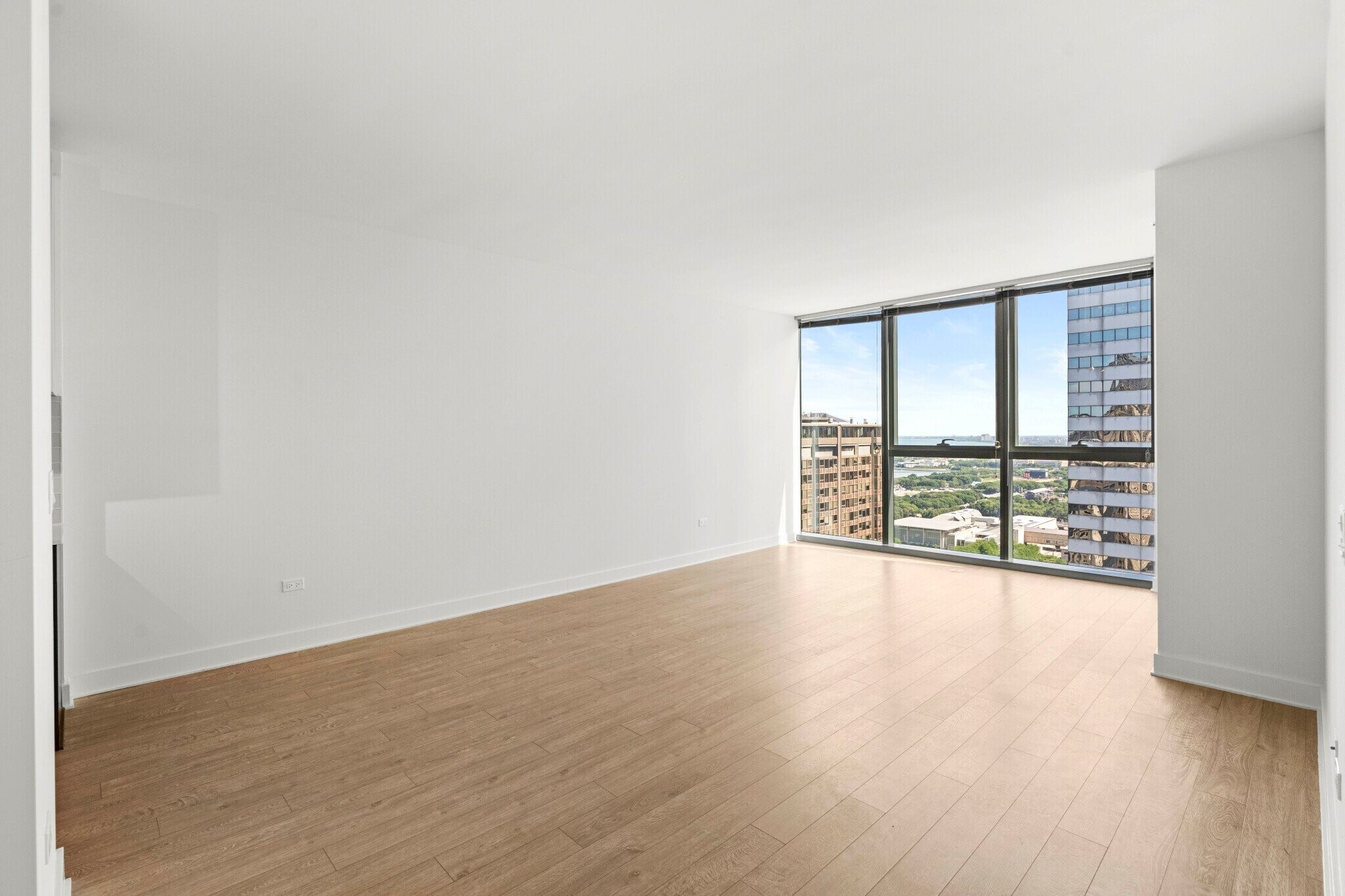 Building Photo - 237 N Garland Ct