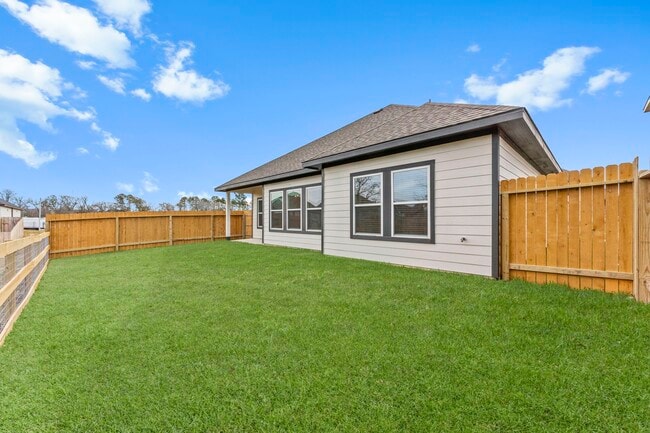 Building Photo - 11820 Whirlaway Dr