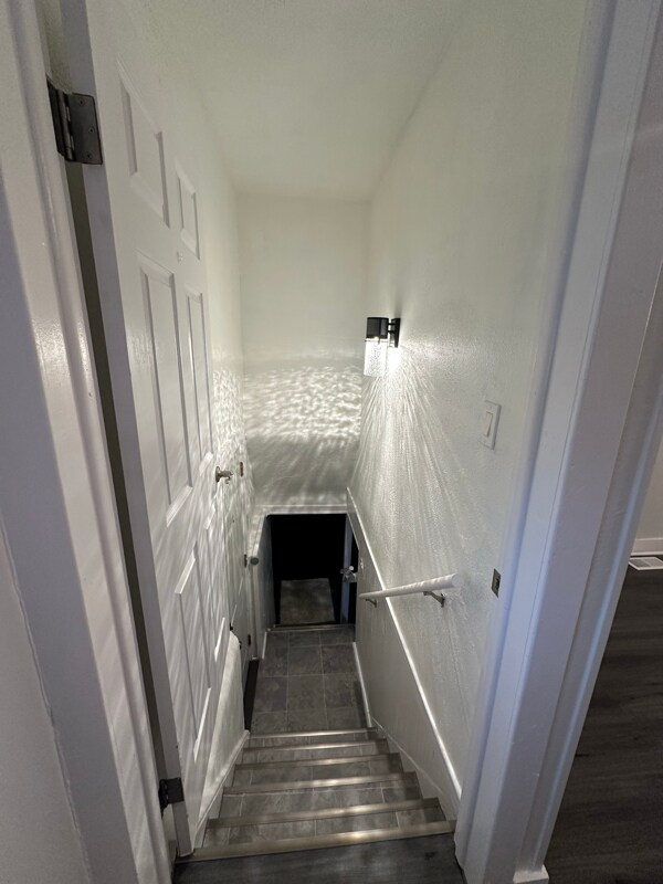 Building Photo - 318 157th St