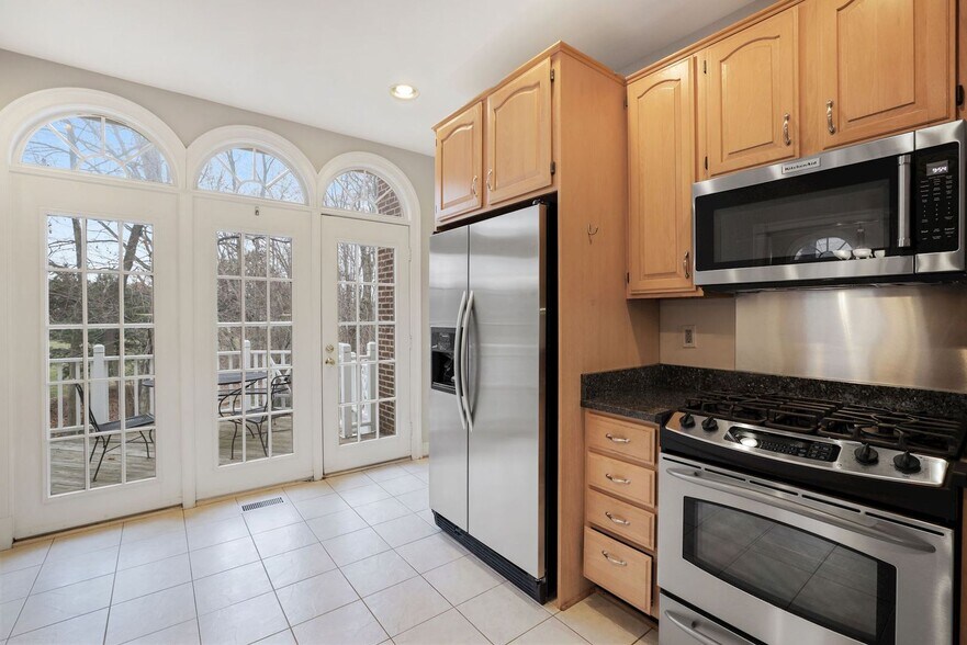 Building Photo - 2171 Wolftrap Ct