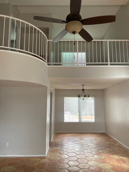 Building Photo - 18837 N 14th Way