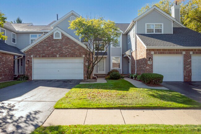Building Photo - 1173 Fairways Blvd
