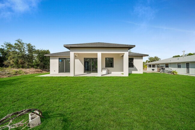 Building Photo - Be the first in occupy this 2026 constructed home in city of Englewood, FL! Qualify for a deposit...