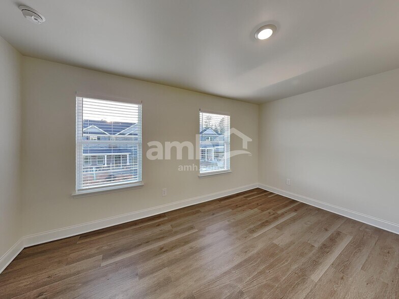 Building Photo - 3514 Shane Hill Rd SW