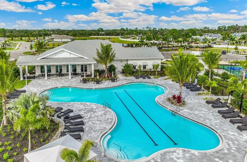 Building Photo - 16068 Crofton Spgs Wy