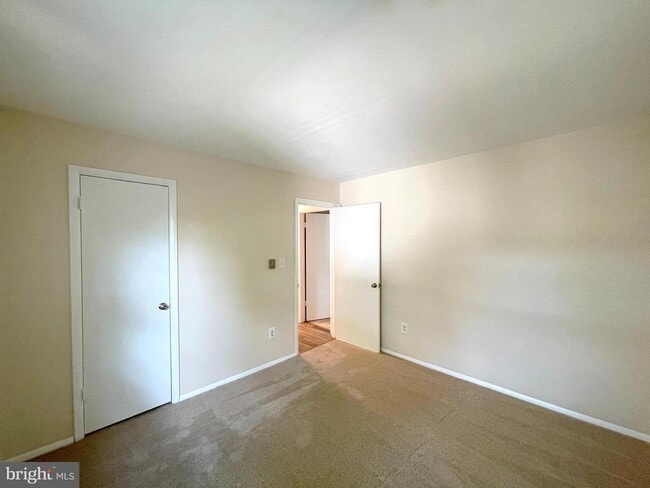 Building Photo - 21339 Brighton Ave