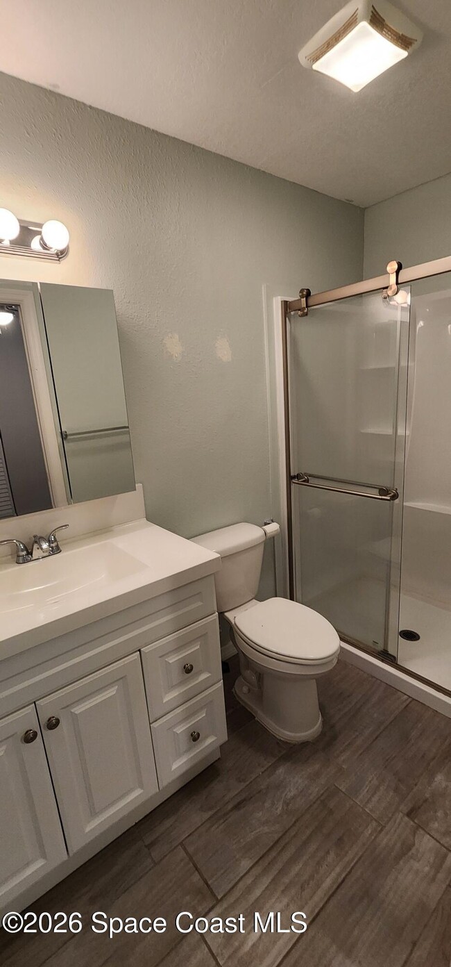 Building Photo - 1301 Lynne Dr