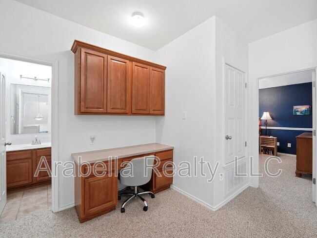 Building Photo - 25611 Preserve Crest